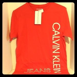 Calvin Klein Jeans V-Neck pink t-shirt